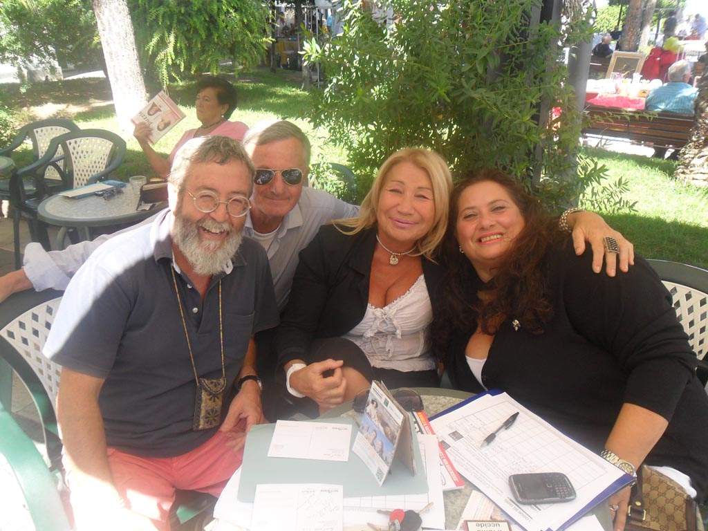 l' attrice Lucia Cassini con Gianni Vuoso, Giuseppe Mazzella e Caterina Iacono
