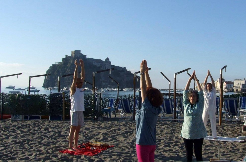 Yoga ad Ischia, associazione il Germoglio