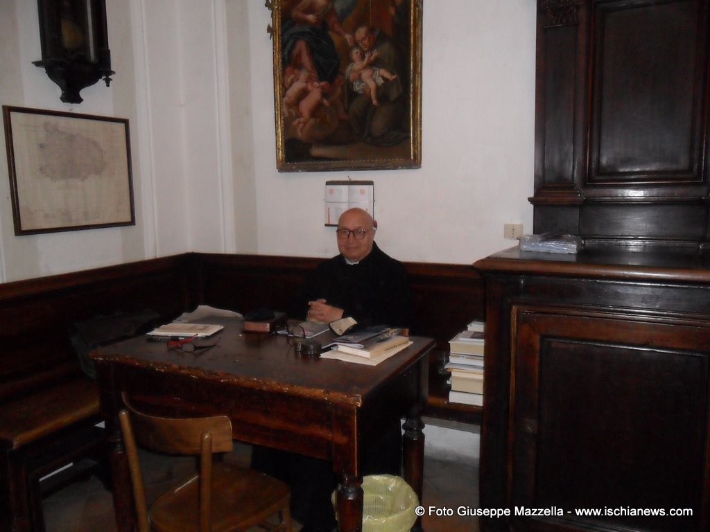 Mons. Giuseppe Regine parroco di San Vito
